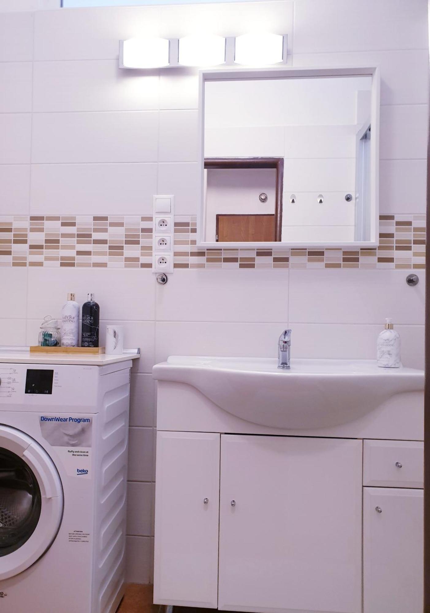 Apartman Central, Self Check In 24 H, Free Parking Besztercebánya Kültér fotó